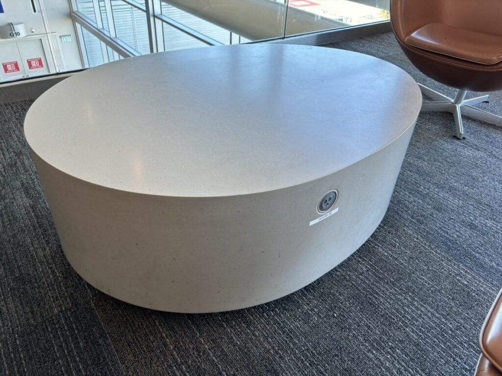 charging stations and stools at the airport solid surface material (1)