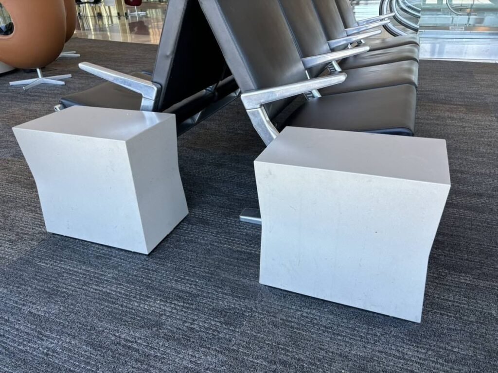 charging stations and stools at the airport solid surface material (7)