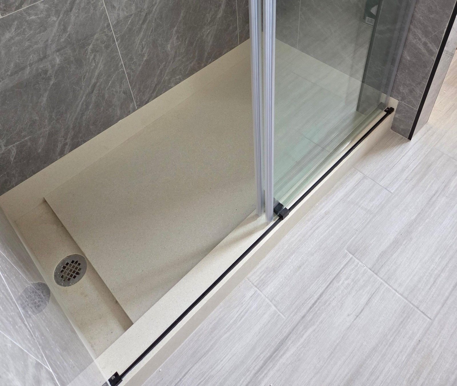 solid surface shower trays and bases (3)